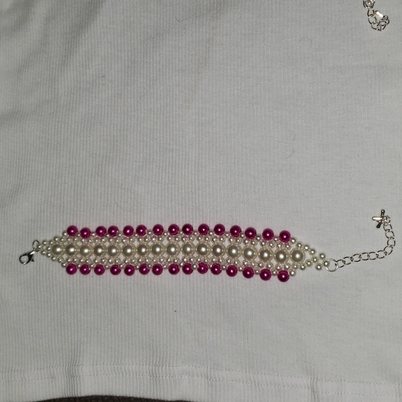 Pearl Handmade Creme & White Bracelet - Picture 1 of 4